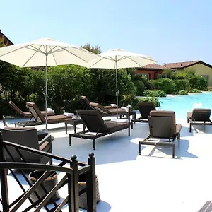 Joia & Luxury Rta Hotel