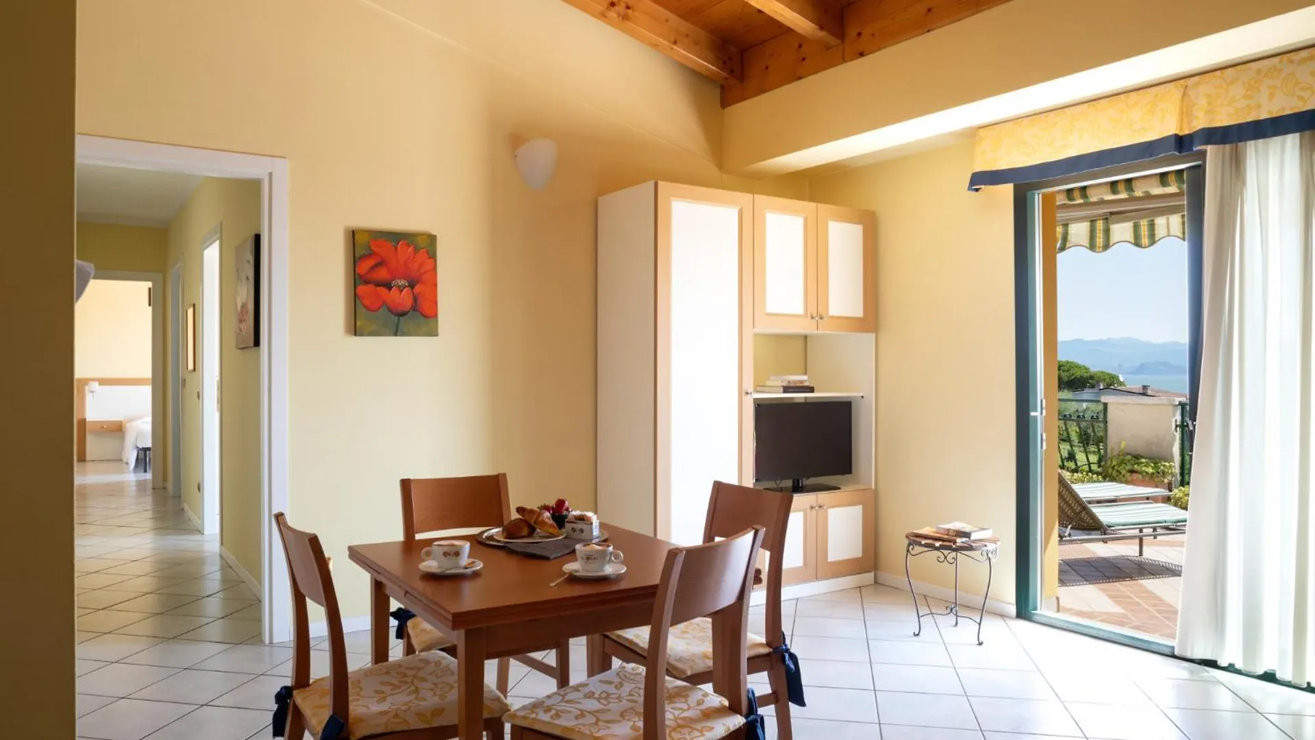Le Terrazze Sul Lago Hotel & Residence Padenghe sul Garda 4*,