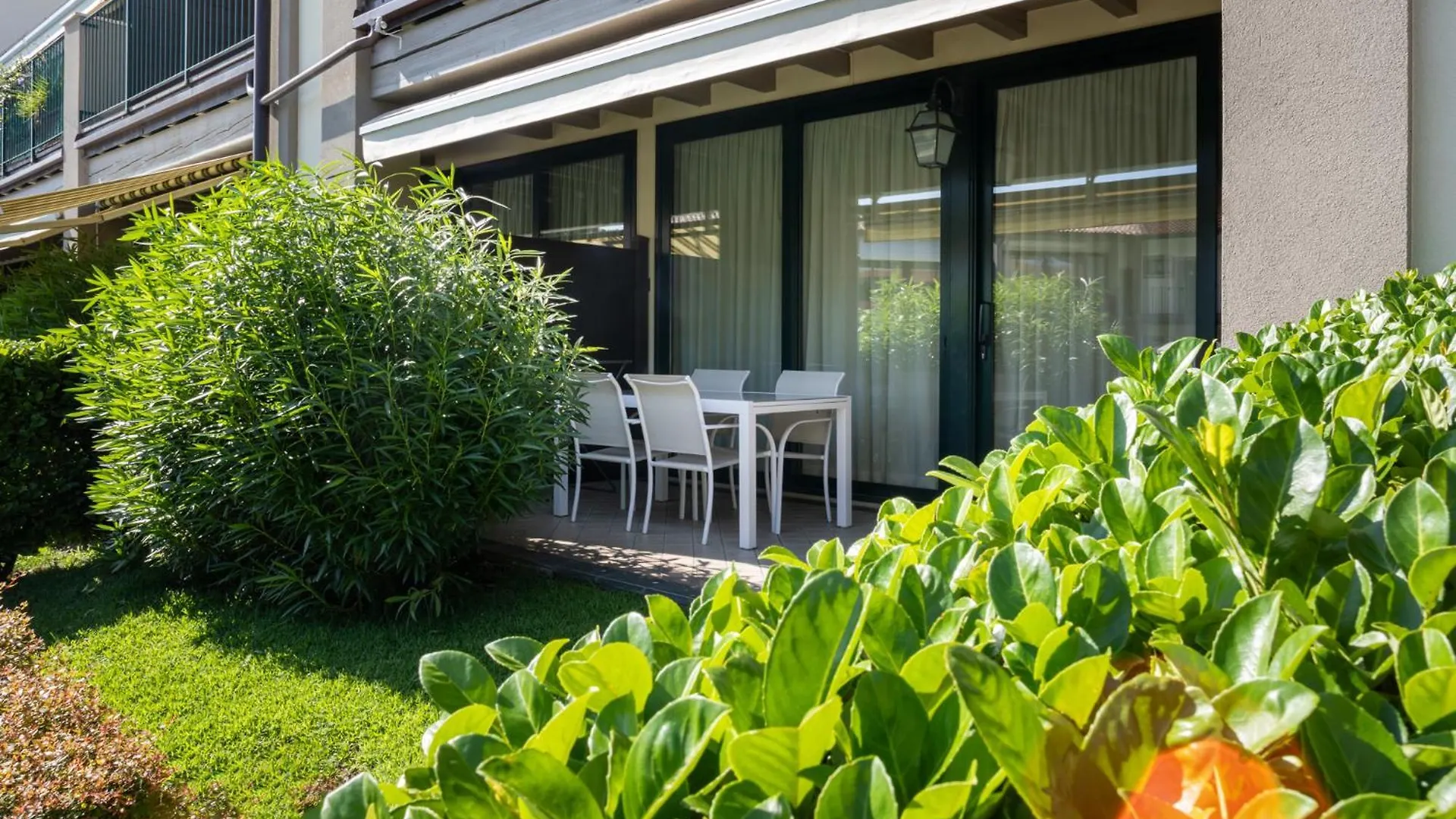Le Terrazze Sul Lago Hotel & Residence Padenghe sul Garda Apart Otel