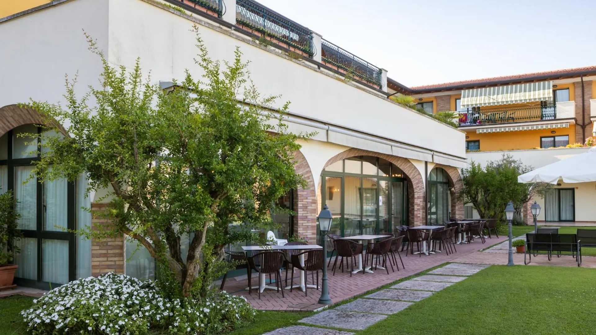 Le Terrazze Sul Lago Hotel & Residence Padenghe sul Garda Italy