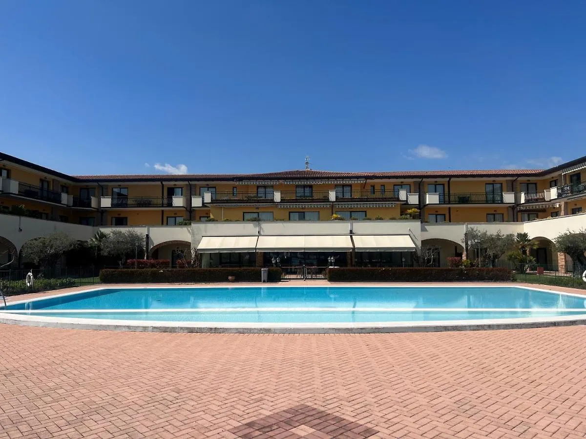 Le Terrazze Sul Lago Hotel & Residence Padenghe sul Garda 4*,  Italy