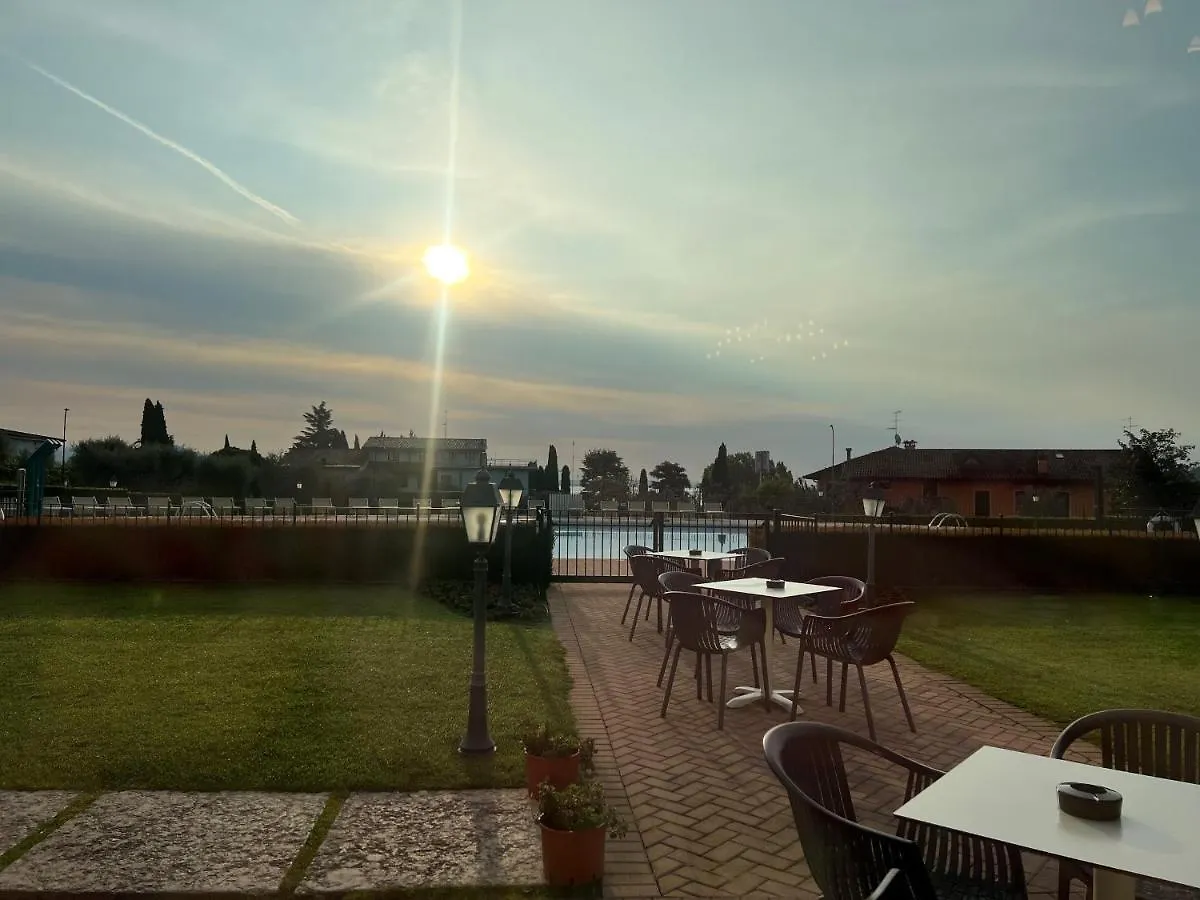 Le Terrazze Sul Lago Hotel & Residence Padenghe sul Garda 4*,